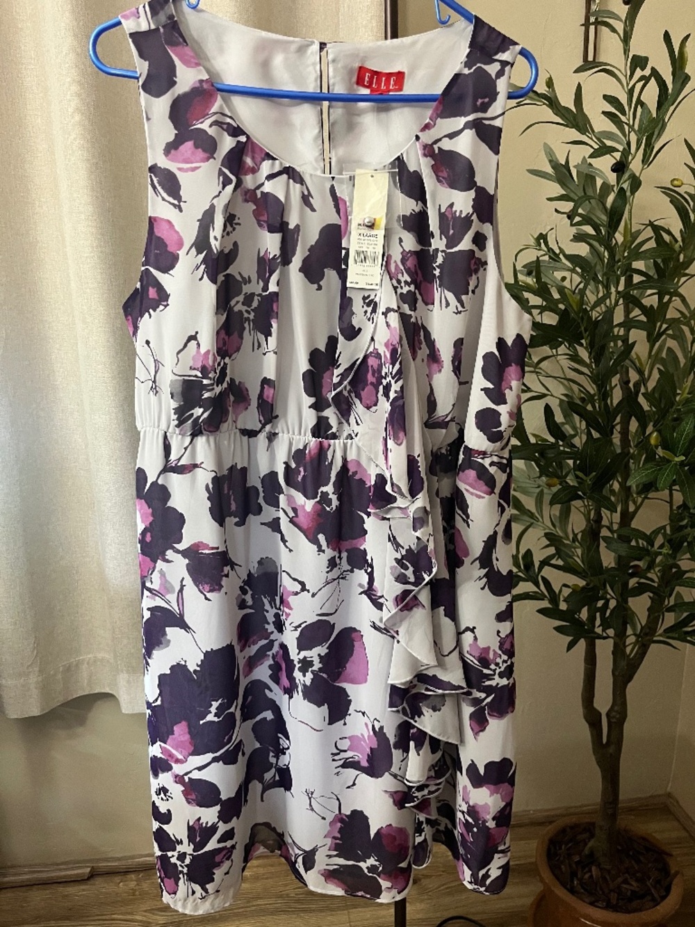 Elle Floral Dress with side ruffle. NWT XL